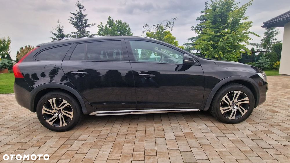 Volvo V60 Cross Country D3 - 2