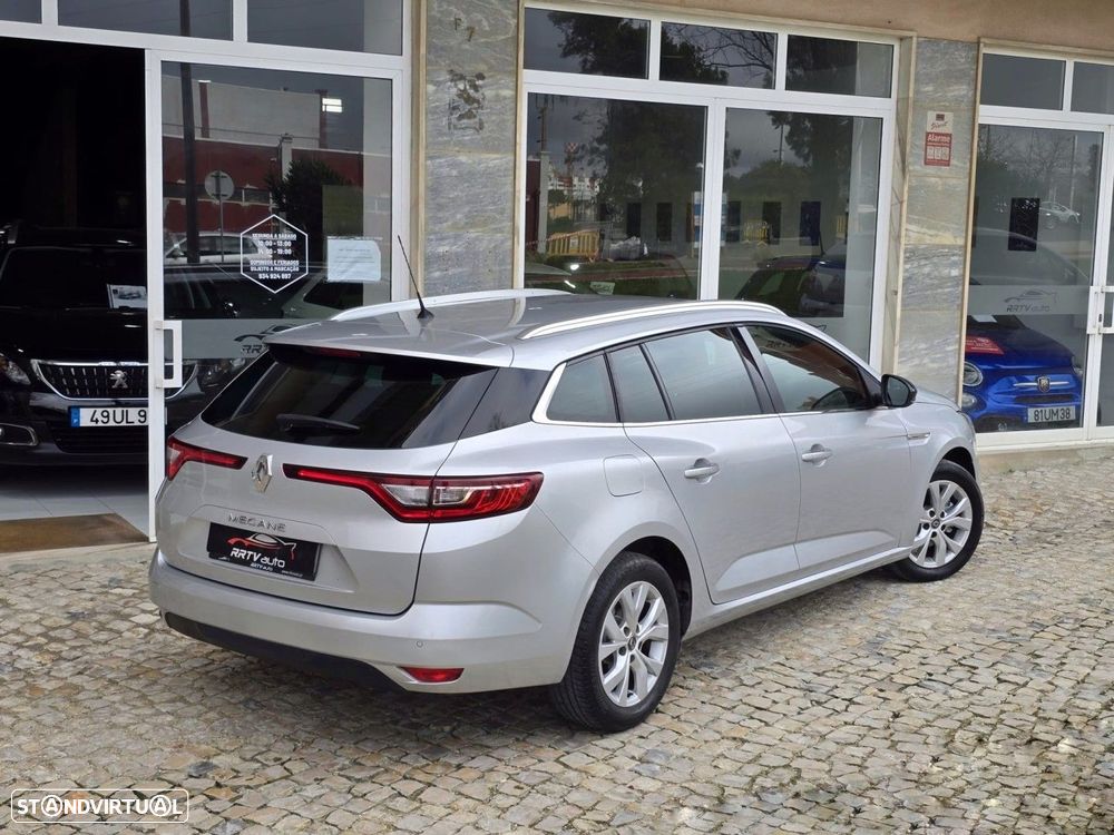 Renault Mégane Sport Tourer 1.5 Blue dCi Limited - 4