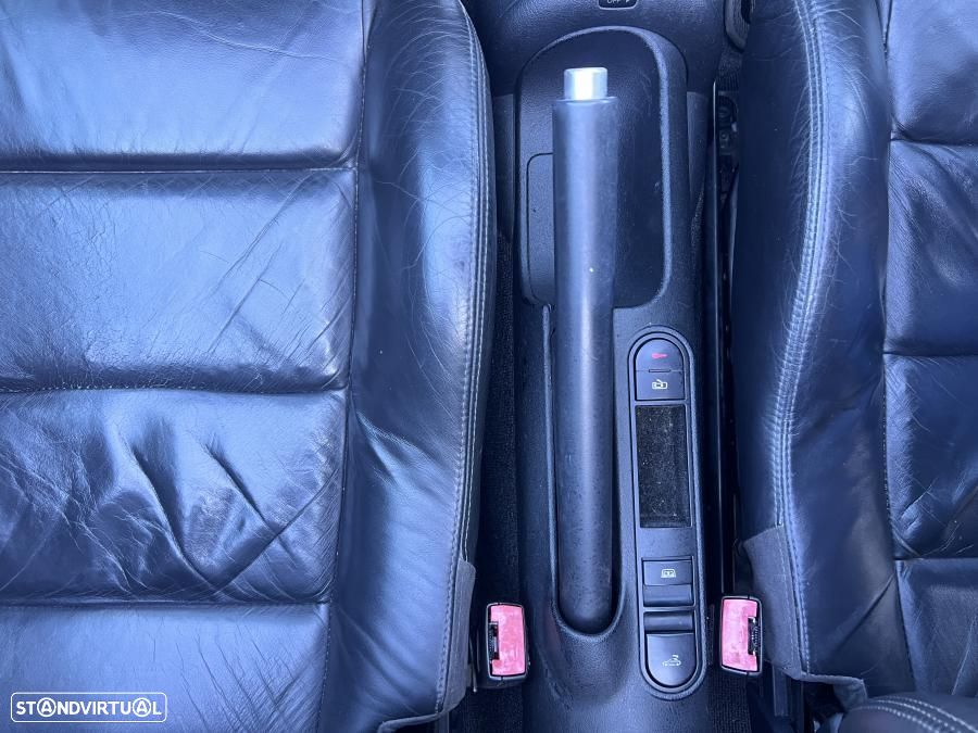 Audi TT Roadster 1.8 T - 30