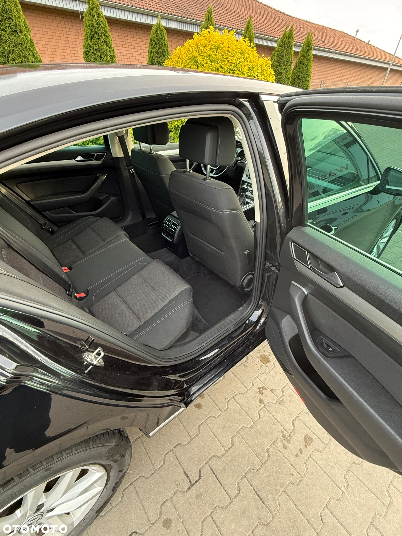Volkswagen Passat 2.0 TDI BMT Comfortline - 9