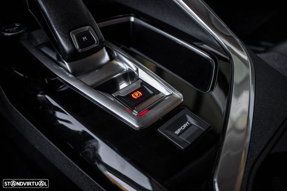 Peugeot 3008 BlueHDi 130 Stop & Start EAT8 Allure - 20