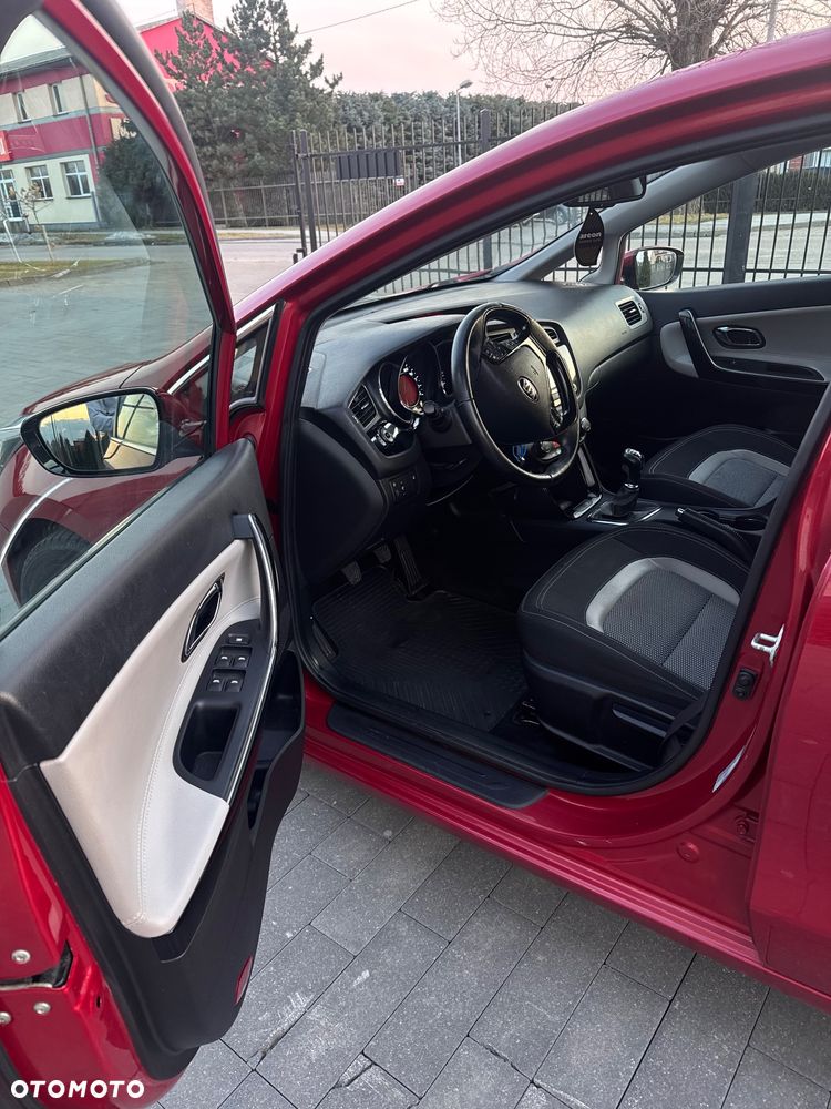 Kia Ceed 1.6 GDI Platinum Edition - 15