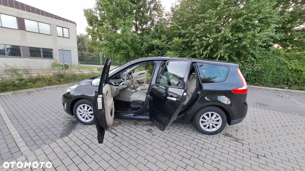 Renault Scenic 1.9 dCi Privilege Euro5 - 17