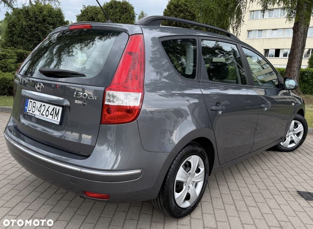 Hyundai i30 1.4 FIFA WM Edition - 24