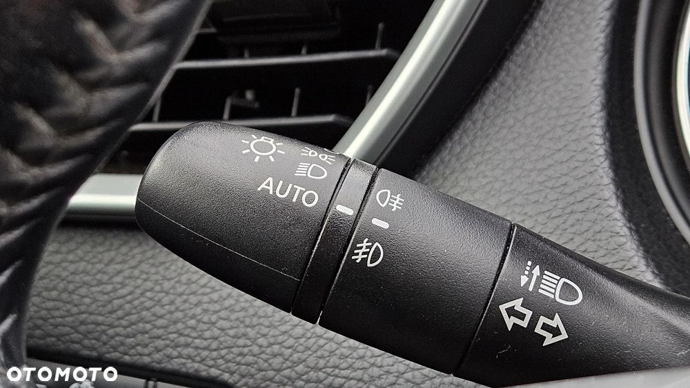 Nissan Qashqai 1.6 DIG-T N-Connecta - 36