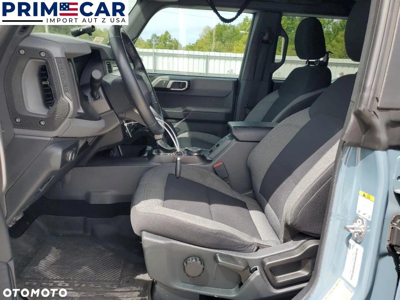 Ford Bronco - 7