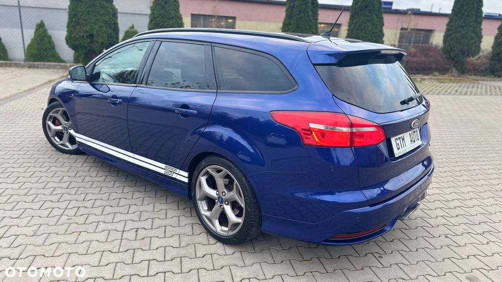 Ford Focus 2.0 EcoBoost ST mit Leder-Exclusiv-Paket - 10