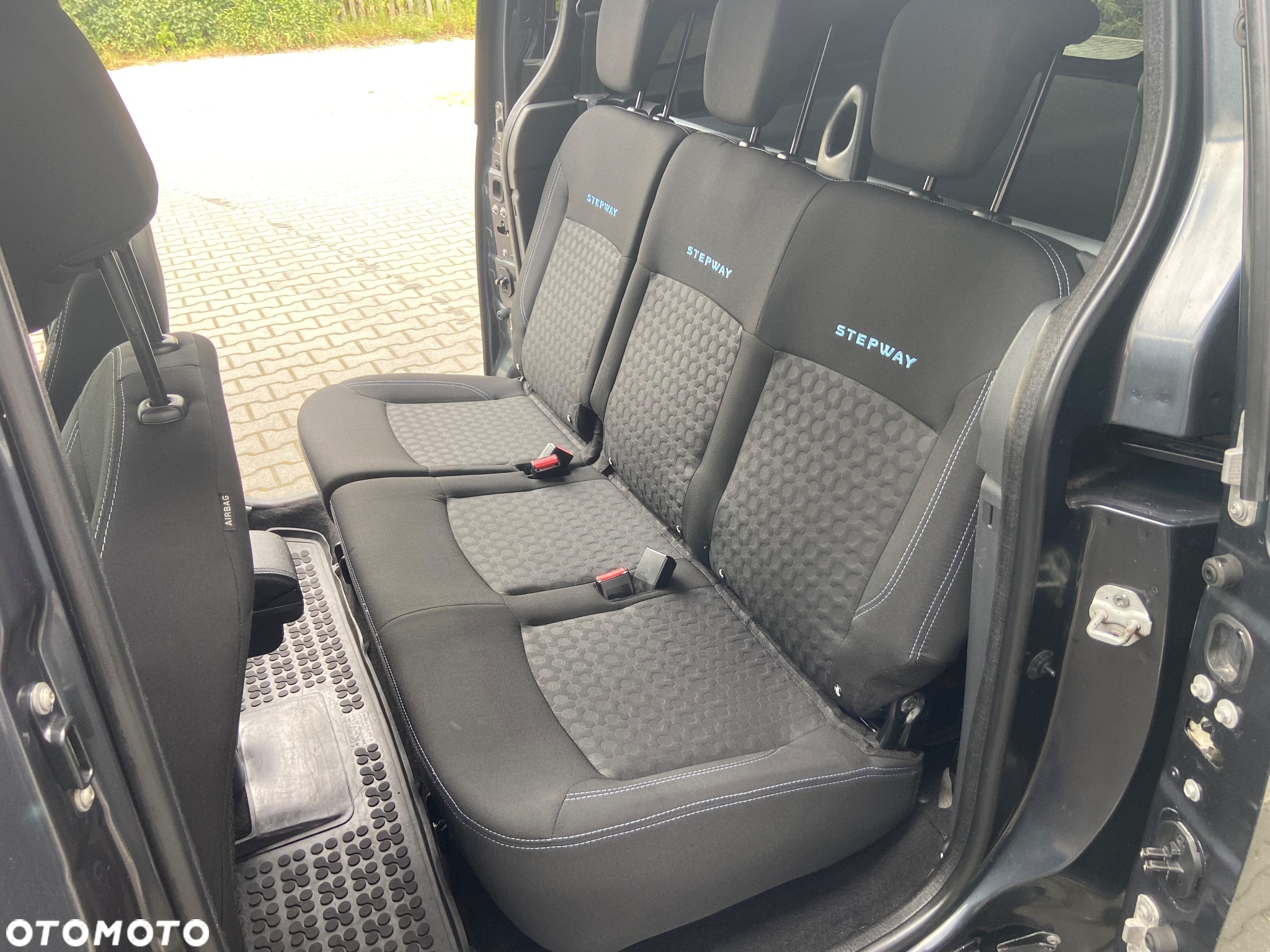 Dacia Dokker 1.5 dCi Stepway - 24
