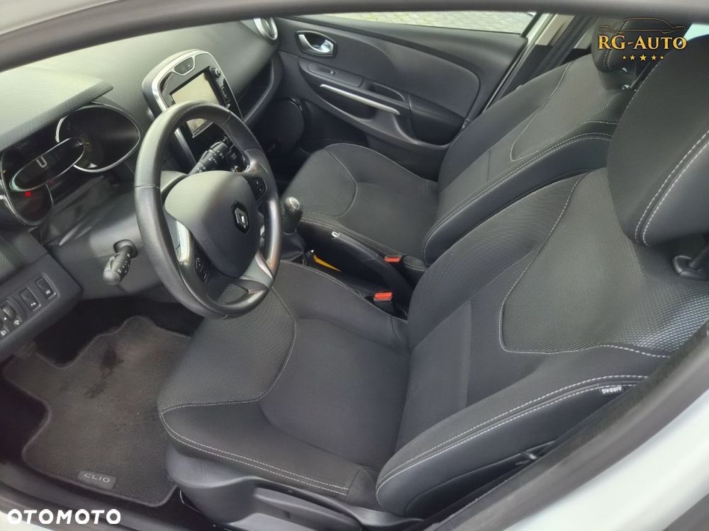 Renault Clio - 27