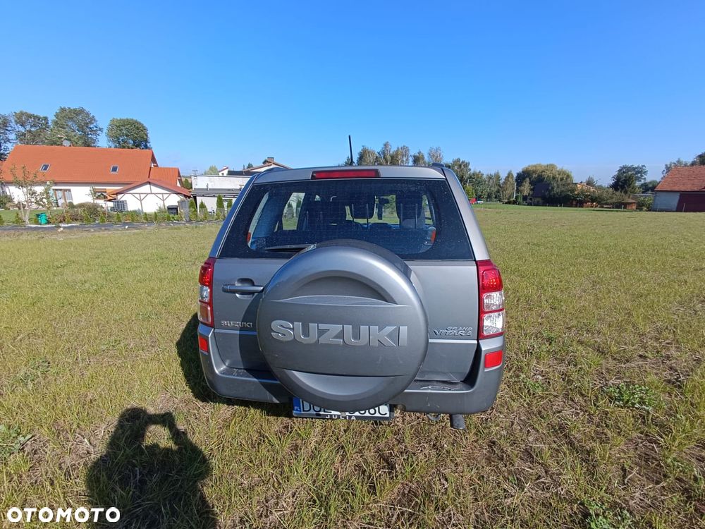 Suzuki Grand Vitara 1.9 DDiS - 11