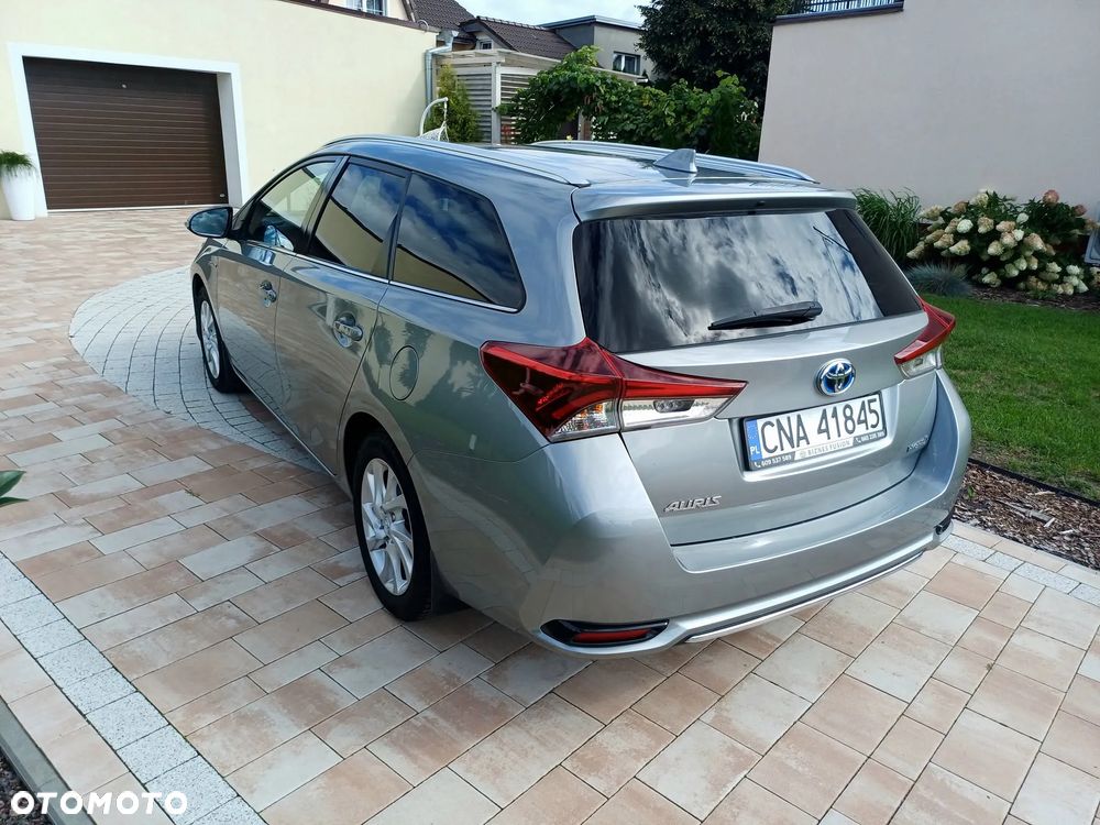 Toyota Auris 1.8 HSD Luna - 13