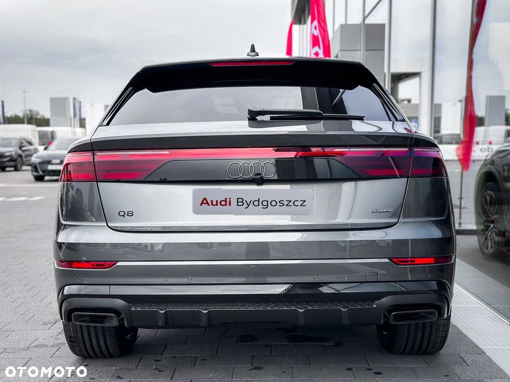 Audi Q8 - 9