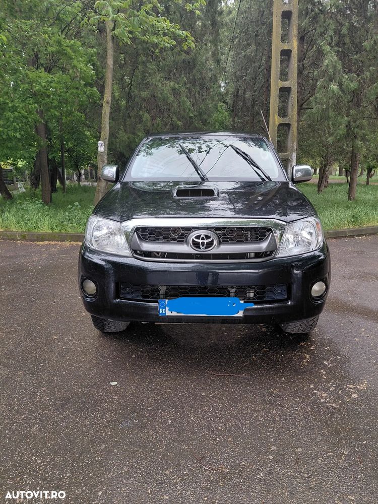 Toyota Hilux - 14
