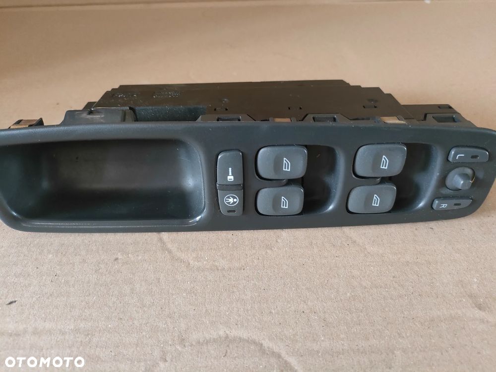 VOLVO S80 I 1998- PANEL PRZEŁĄCZNIK SZYB 8622039 - 9