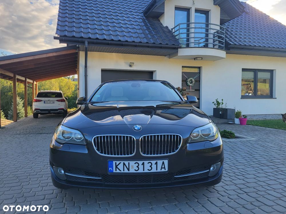 BMW 5 Series 2012 photo 3