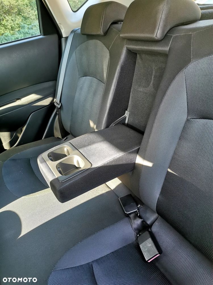 Nissan Qashqai - 27