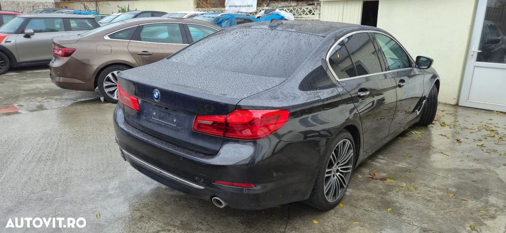 BMW Seria 5 530d Aut. Luxury Line - 3
