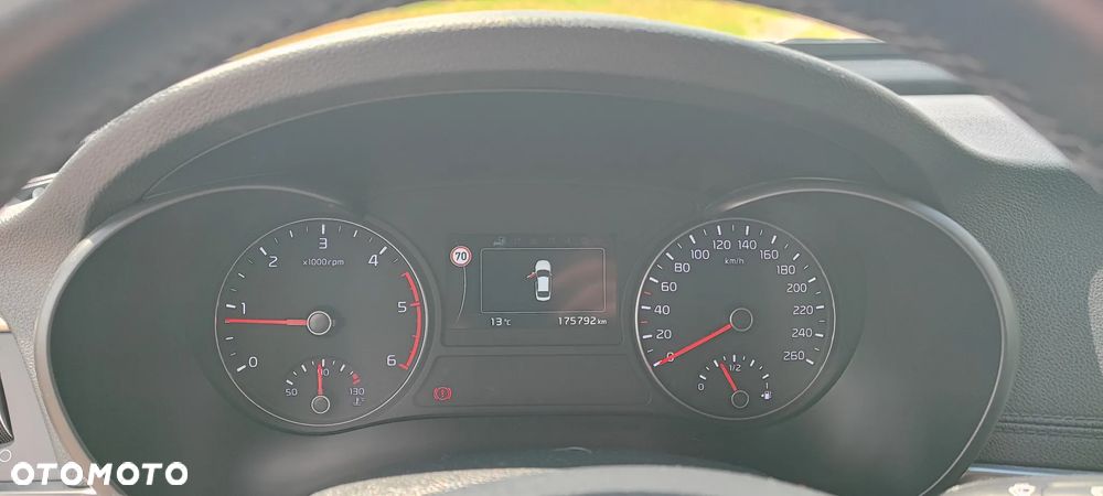 Kia Optima - 13