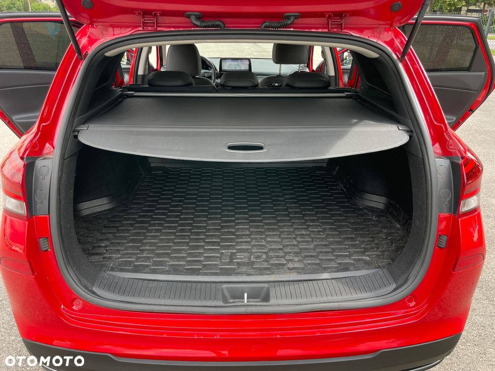 Hyundai i30 Kombi 1.5 T-GDI 48V-Hybrid DCT Prime - 37