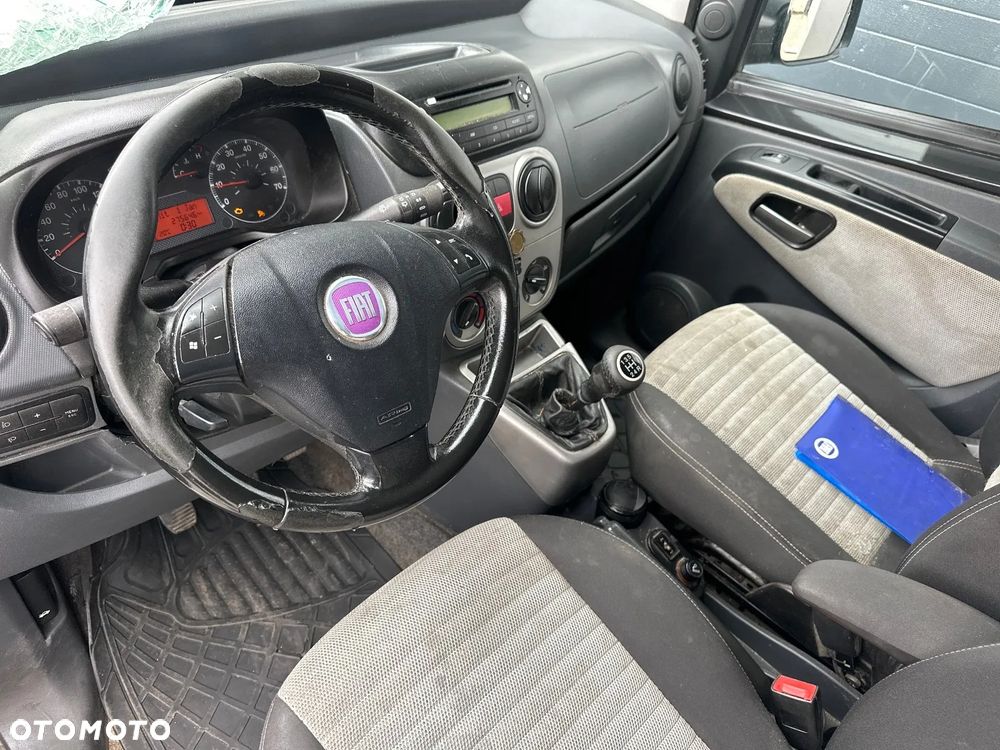 Fiat Qubo - 16