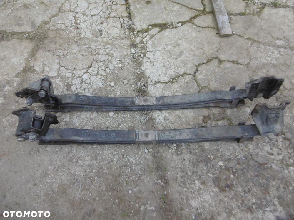 RESOR TYLNY MAXITY CABSTAR 55020MB90A