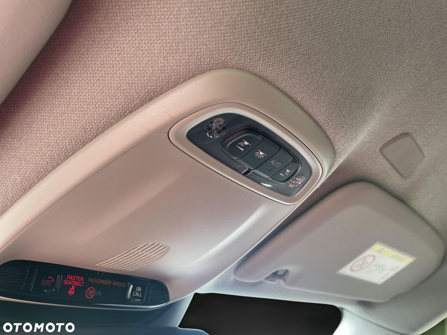 Volvo XC 40 T3 Momentum Core - 23