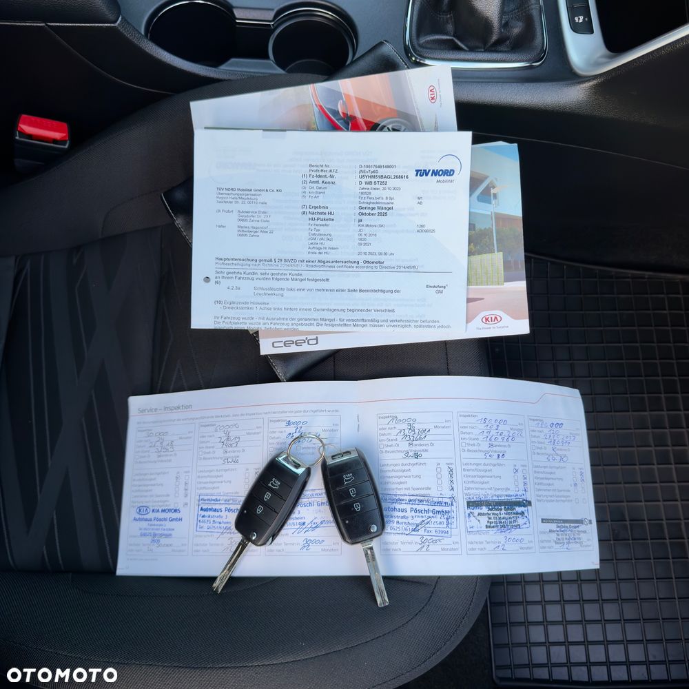 Kia Ceed 1.4 CVVT ISG Dream-Team Edition - 19