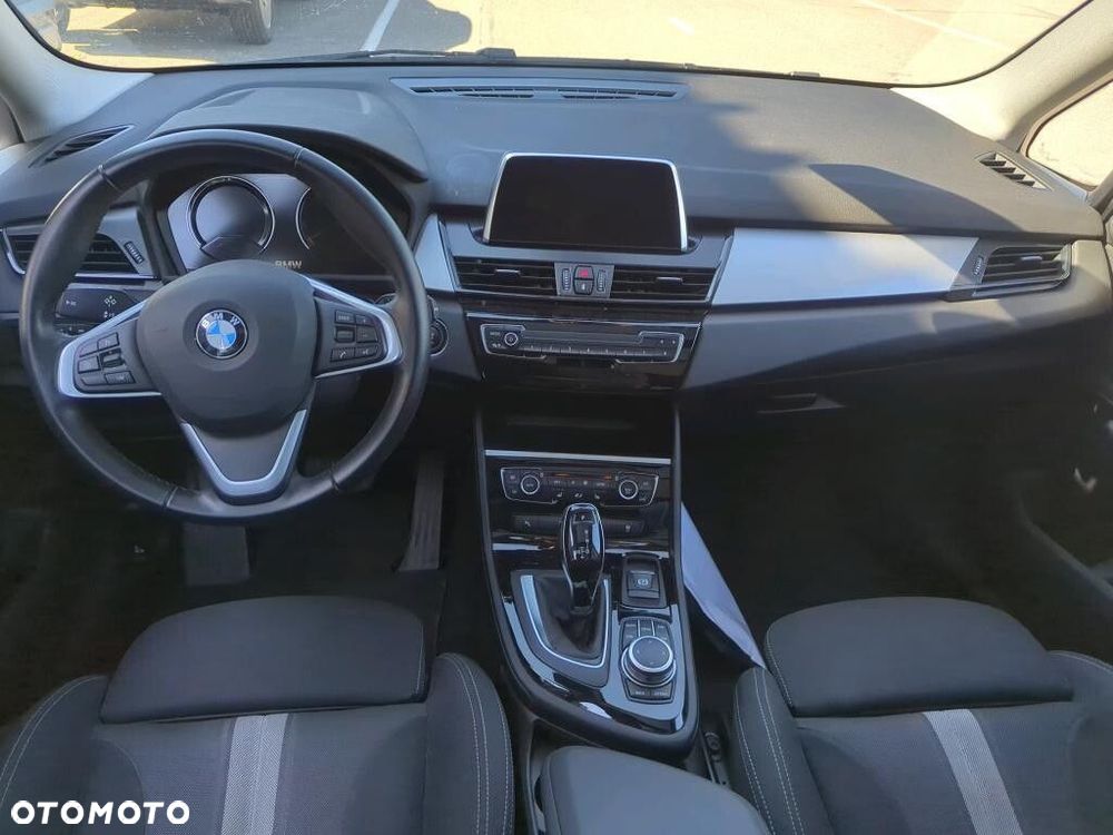 BMW Seria 2 - 13