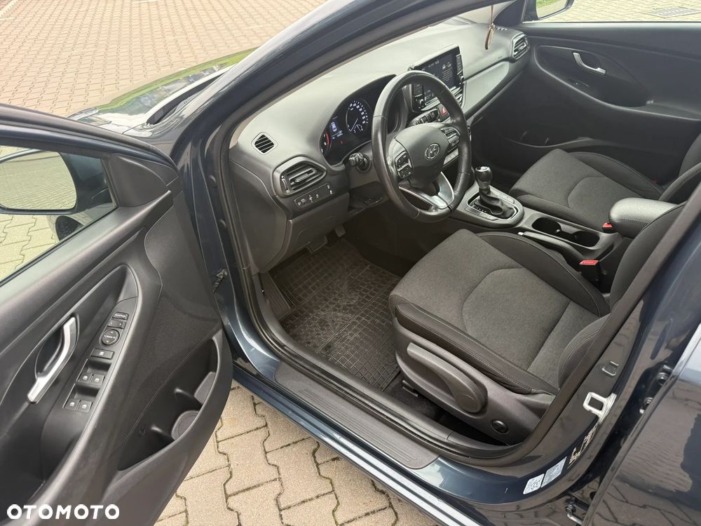 Hyundai i30 1.5 T-GDI 48V Comfort DCT - 26