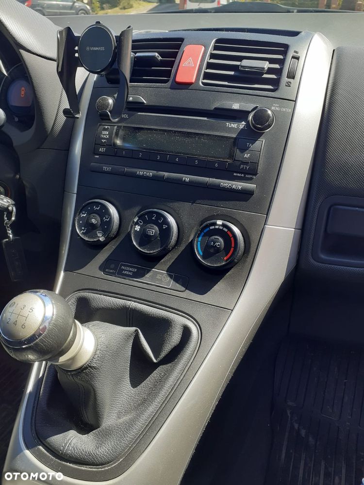 Toyota Auris 1.33 VVT-i Life - 5