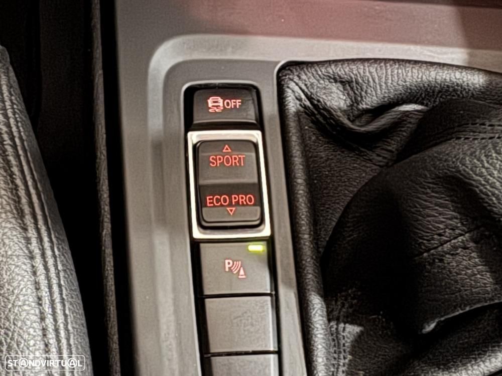 BMW X1 16 d sDrive Advantage - 36