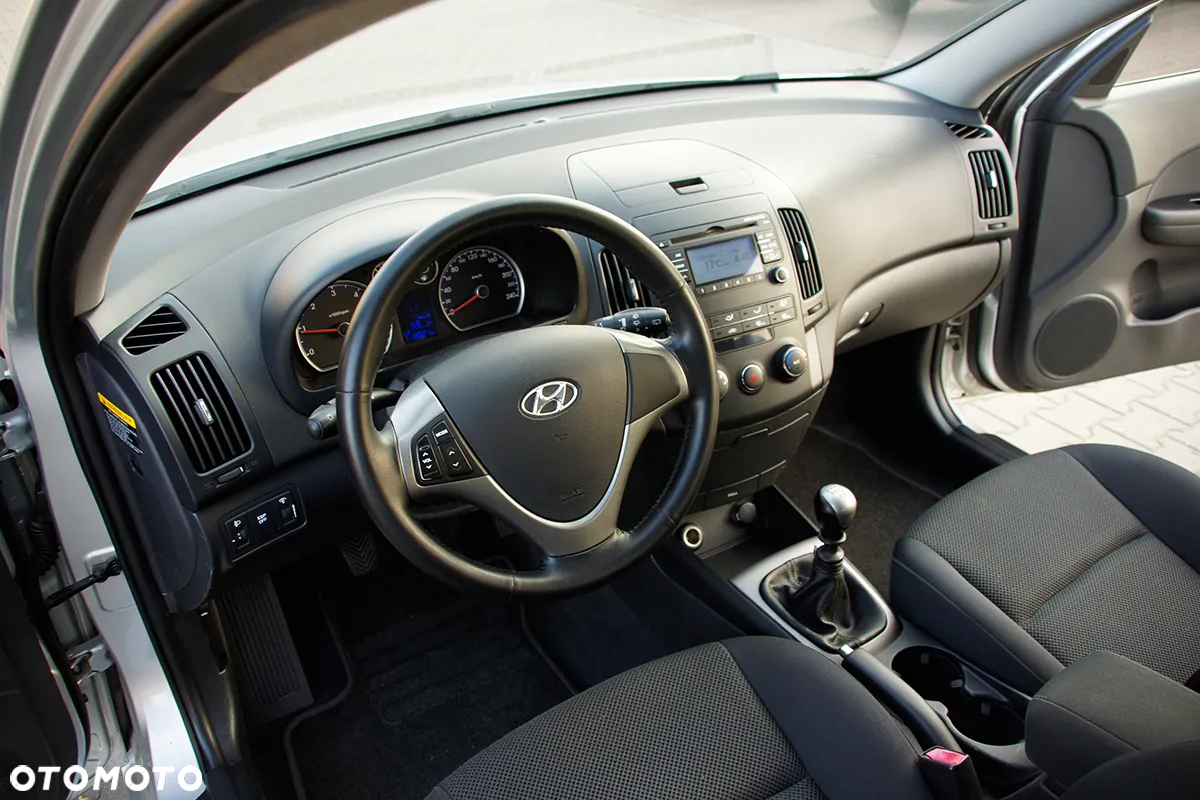 Hyundai i30 1.6 CRDi Premium - 6