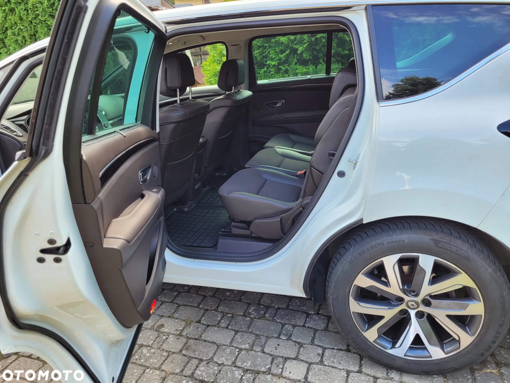 Renault Espace Energy dCi 160 EDC Intens - 10