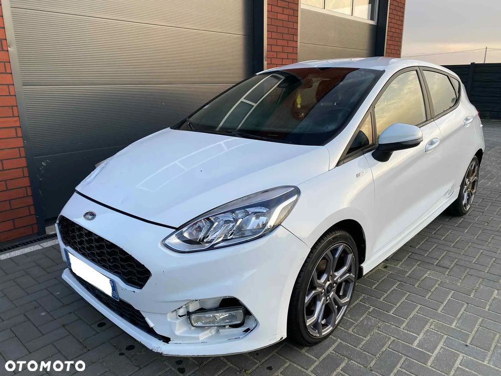 Ford Fiesta 1.5 TDCi S&S ST-LINE X - 32