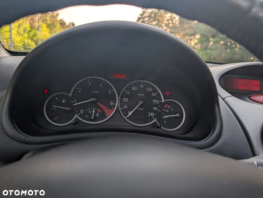 Peugeot 206 CC 1.6 Euro3 - 6