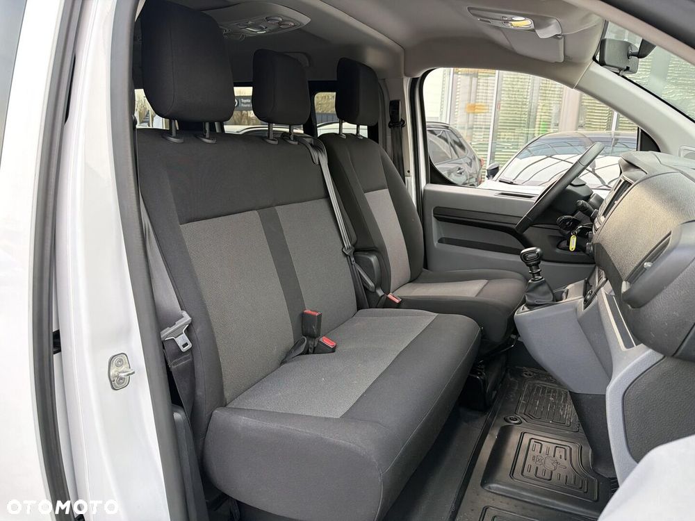 Toyota Proace Verso - 19