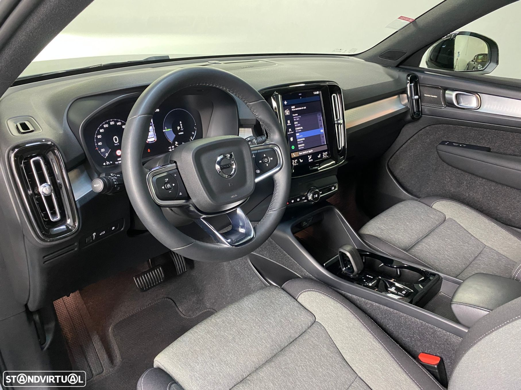 Volvo XC 40 1.5 T4 PHEV Plus Dark - 5