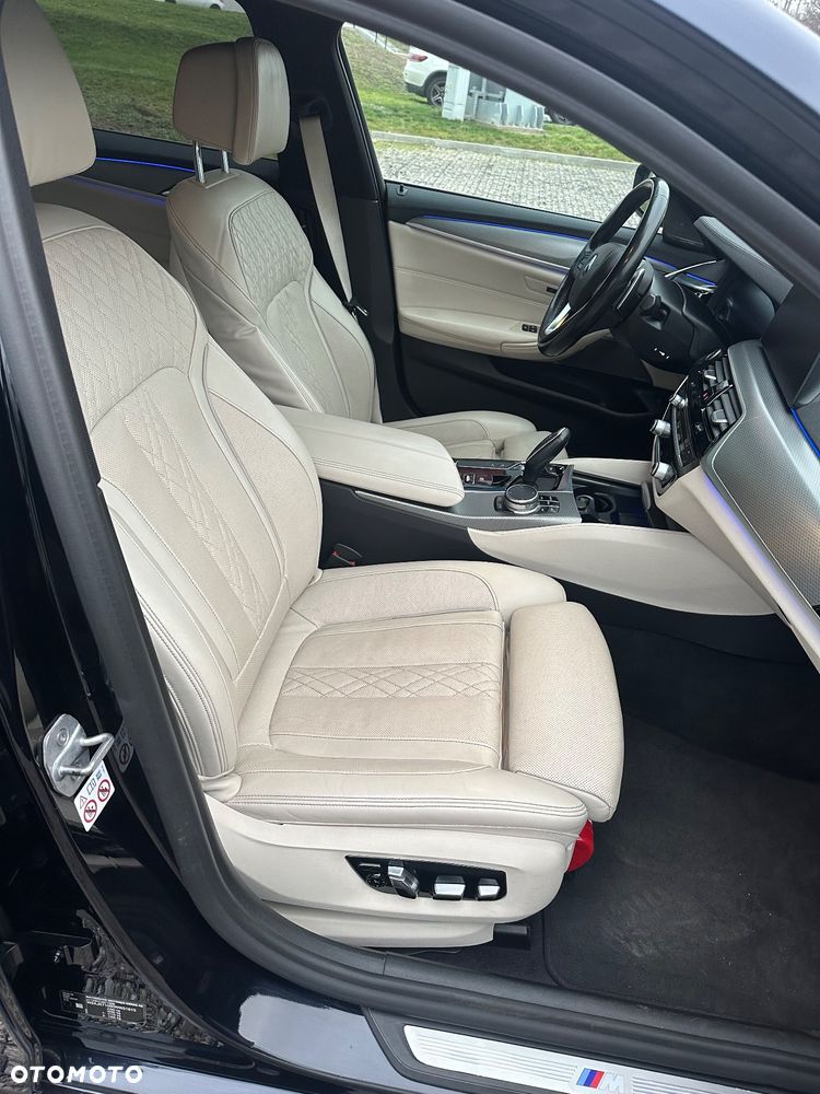 BMW Seria 5 530i GPF xDrive M Sport sport - 26