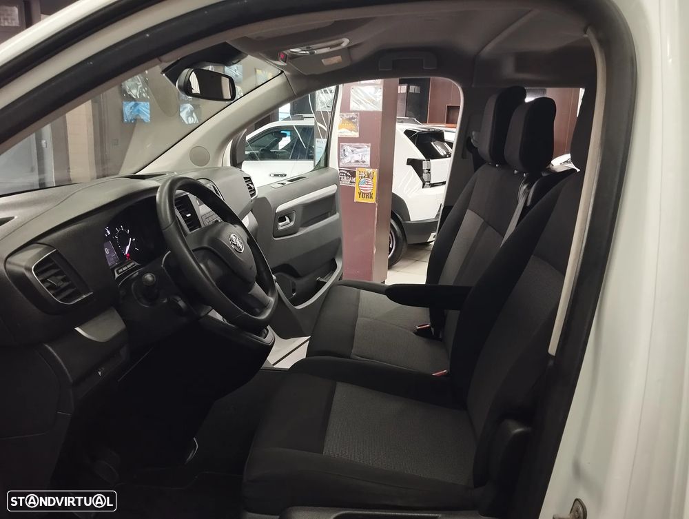 Toyota Proace Verso 1.5 D-4D L1 1.0T Comfort 9L PDL - 17