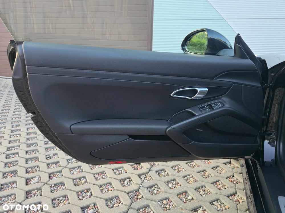 Porsche Cayman - 29