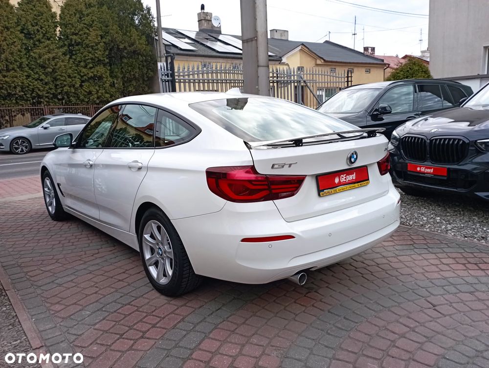 BMW Seria 3 318d Advantage - 6