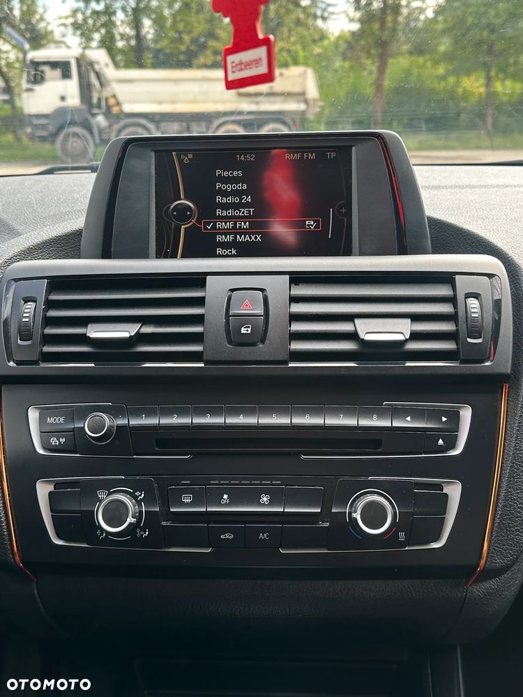 BMW Seria 1 116i Sport Line - 16