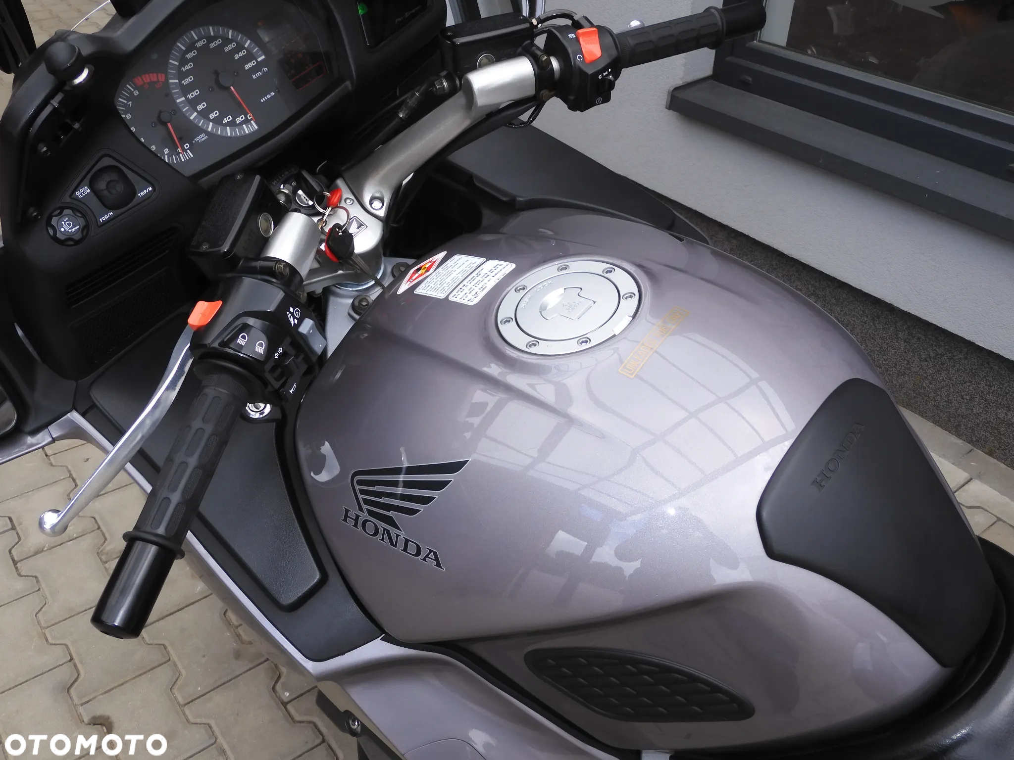 Honda ST - 35