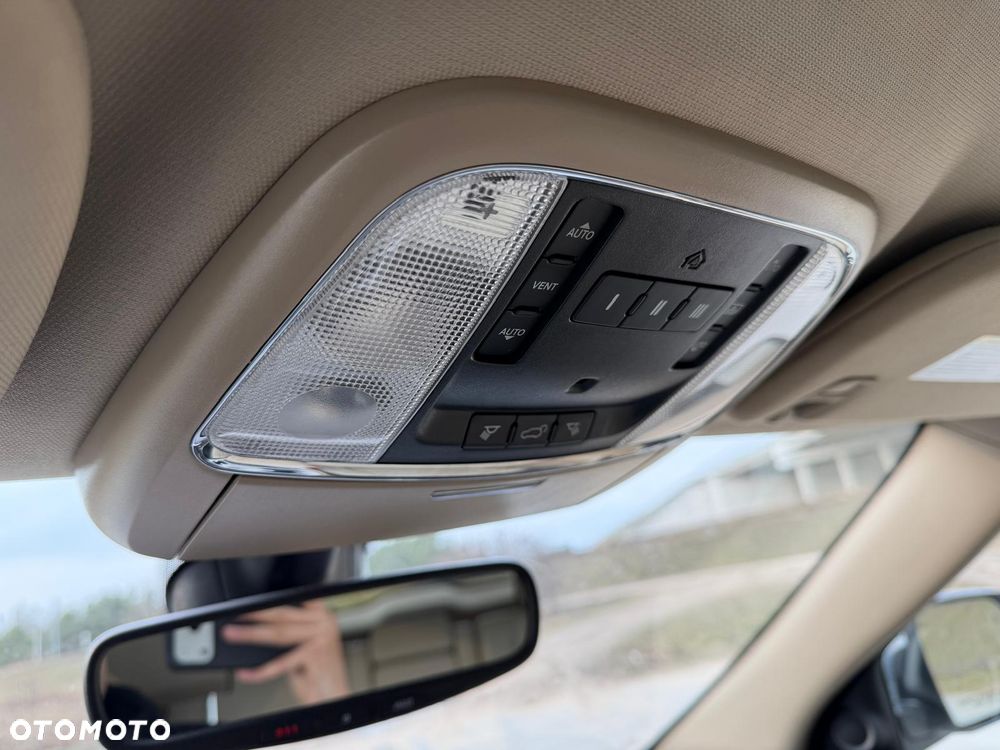 Jeep Grand Cherokee 3.6 V6 Overland - 21