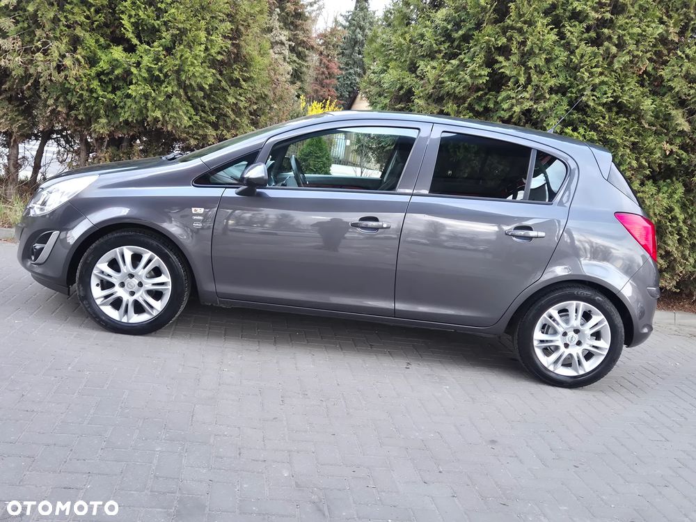 Opel Corsa 1.4 16V Satellite - 7