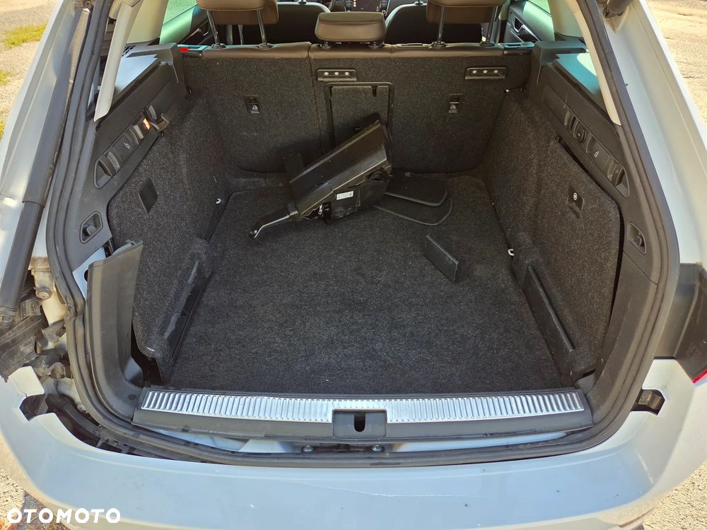 Skoda Superb 2.0 TDI L&K - 17