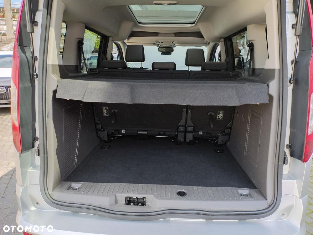 Ford Tourneo Connect 1.5 EcoBlue Titanium PowerShift - 28