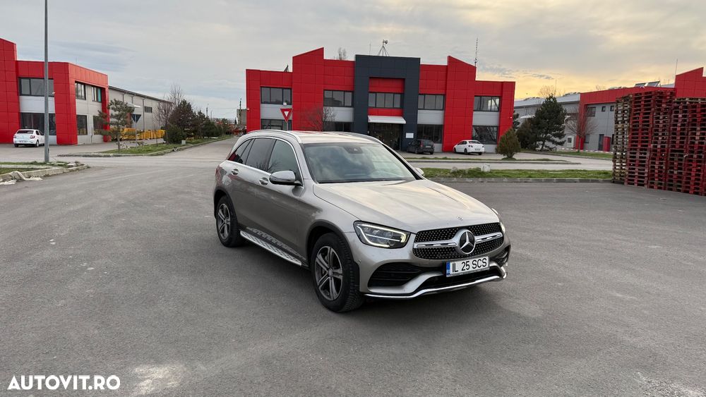 Mercedes-Benz GLC - 4