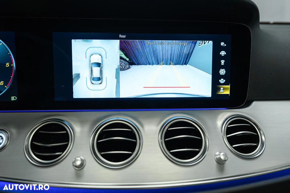 Mercedes-Benz E 220 d 4MATIC 9G-TRONIC AMG Line - 39