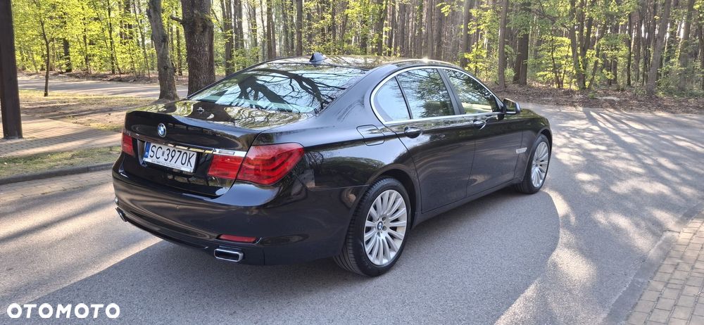 BMW Seria 7 740d xDrive - 5
